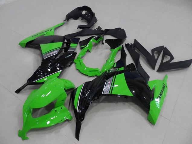 2013-2018 Kawasaki ZX300R Motorcycle Fairings - Green Glossy Black Canada