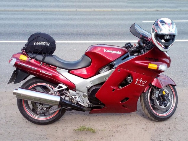1993-2003 Kawasaki ZZR1100 Motorcycle Fairings - Red Canada
