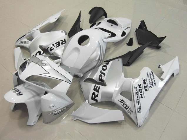 Repsol White Silver 05-06 CBR600RR Motorcycle Fairings Repsol White Silver 05-06 CBR600RR Motorcycle Fairings
