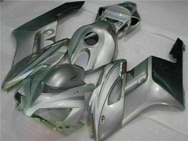 Silver 04-05 CBR1000RR Motorcycle Fairings Silver 04-05 CBR1000RR Motorcycle Fairings