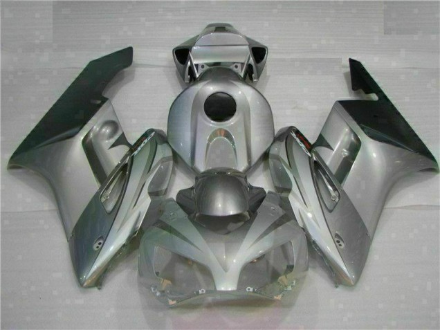 Silver 04-05 CBR1000RR Motorcycle Fairings Silver 04-05 CBR1000RR Motorcycle Fairings