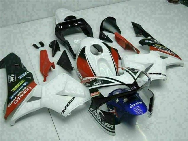 White Blue 03-04 CBR600RR Motorcycle Fairings White Blue 03-04 CBR600RR Motorcycle Fairings